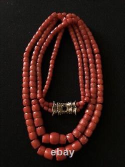 120 g. Vintage Faceted Red Coral Necklace Natural Undyed Beads Clasp Silver