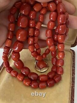 63.9 Gram Antique natural old pacific aka coral beads coral necklace Gold