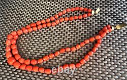71.6gr Antique Faceted salmon Coral Necklace Natural Undyed Beads Clasp Gold 750