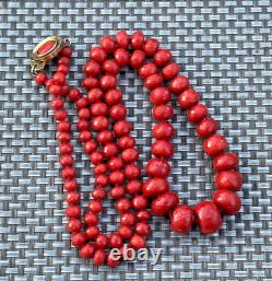 93 gr. Antique Faceted Red Coral Necklace Natural Undyed Beads Clasp Gold