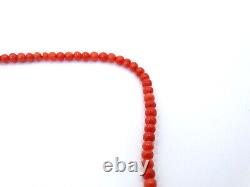 Beautiful VINTAGE Deep RED Mediterranean CORAL Graduated Bead Strand Necklace 16