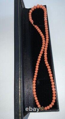 Coral bead necklace/ real natural coral/vintage/soft peach/18