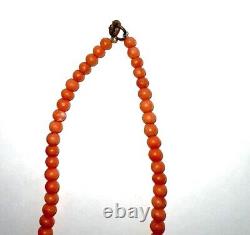 Coral bead necklace/ real natural coral/vintage/soft peach/18