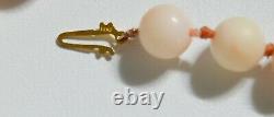 ESTATE VINTAGE ANGEL SKIN CORAL BEAD NECKLACE 14K GOLD CLASP HAND KNOTTED 7.9 mm