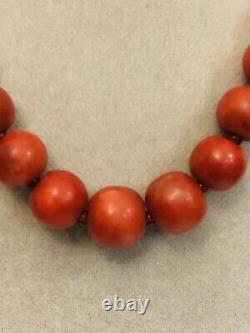 Early C20th Graduating Red Coral Stone(Praval-Moonga) Beaded Necklace Gold Clasp