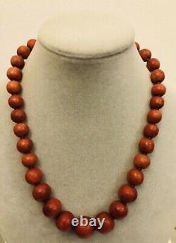 Early C20th Graduating Red Coral Stone(Praval-Moonga) Beaded Necklace Gold Clasp