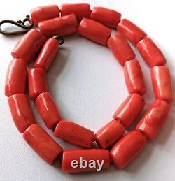 LOVELY SALMON COLOUR CORAL NECKLACE, 17 3/4 long. (No. 5)
