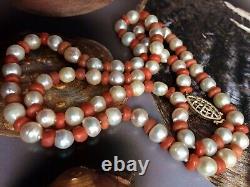 Mid Century Necklace Real Baroque Pearl coral Gold Clasp Pink Overtone Lustrous