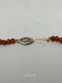 Red Coral Graduated Bead Necklace. 14k Yg Clasp. Antique. 21.7 Grams