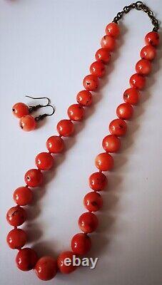 STUNNING! SALMON COLOUR CORAL NECKLACE, 18 1/2 LONG, BEADS 11mm-13mm