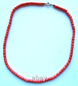 VINTAGE HAND CARVED REAL NATURAL SALMON RED CORAL BARREL BEADS NECKLACE 13.5g