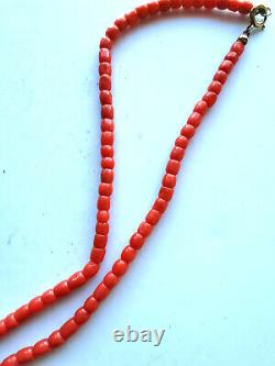VINTAGE HAND CARVED REAL NATURAL SALMON RED CORAL BARREL BEADS NECKLACE 13.5g