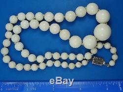 VINTAGE NATURAL ANGEL SKIN CORAL 18 GRADUATED BEAD NECKLACE with STERLING CLASP