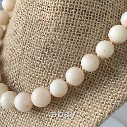 VTG White Blush Angel Skin Coral 13-4mm Beads Necklace Knotted 84.3g Hook Clasp
