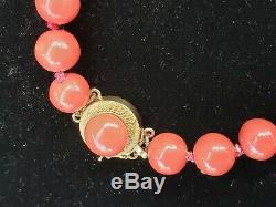 Vintage 18k Natural Red Coral Bead Necklace 8 mm 18 inch 41 grams