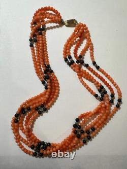 Vintage 5T Carved Salmon Coral Black Onyx 8K Gold Clasp 3mm Beads 17 Necklace