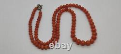 Vintage Natural Coral Graduated Beads Necklace