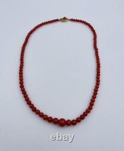 Vintage Red Coral Graduated Beaded 18k Gold Clasp Necklace
