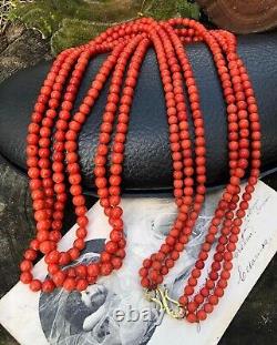 Vintage Women's Jewelry Necklace Beaded Red Coral Clasp Gold Italy 92.6 gr