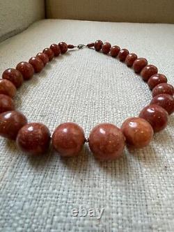 Vintage apple coral bead necklace 20 Long 146 Grams Barrel Clasp
