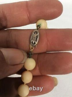 Vtg Angel Skin Coral Round Bead necklace 49 G